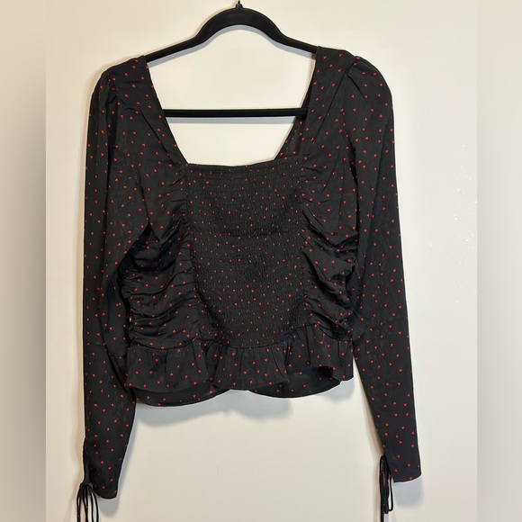 H&M Puff-Sleeved Peplum Blouse - Picture 4 of 9